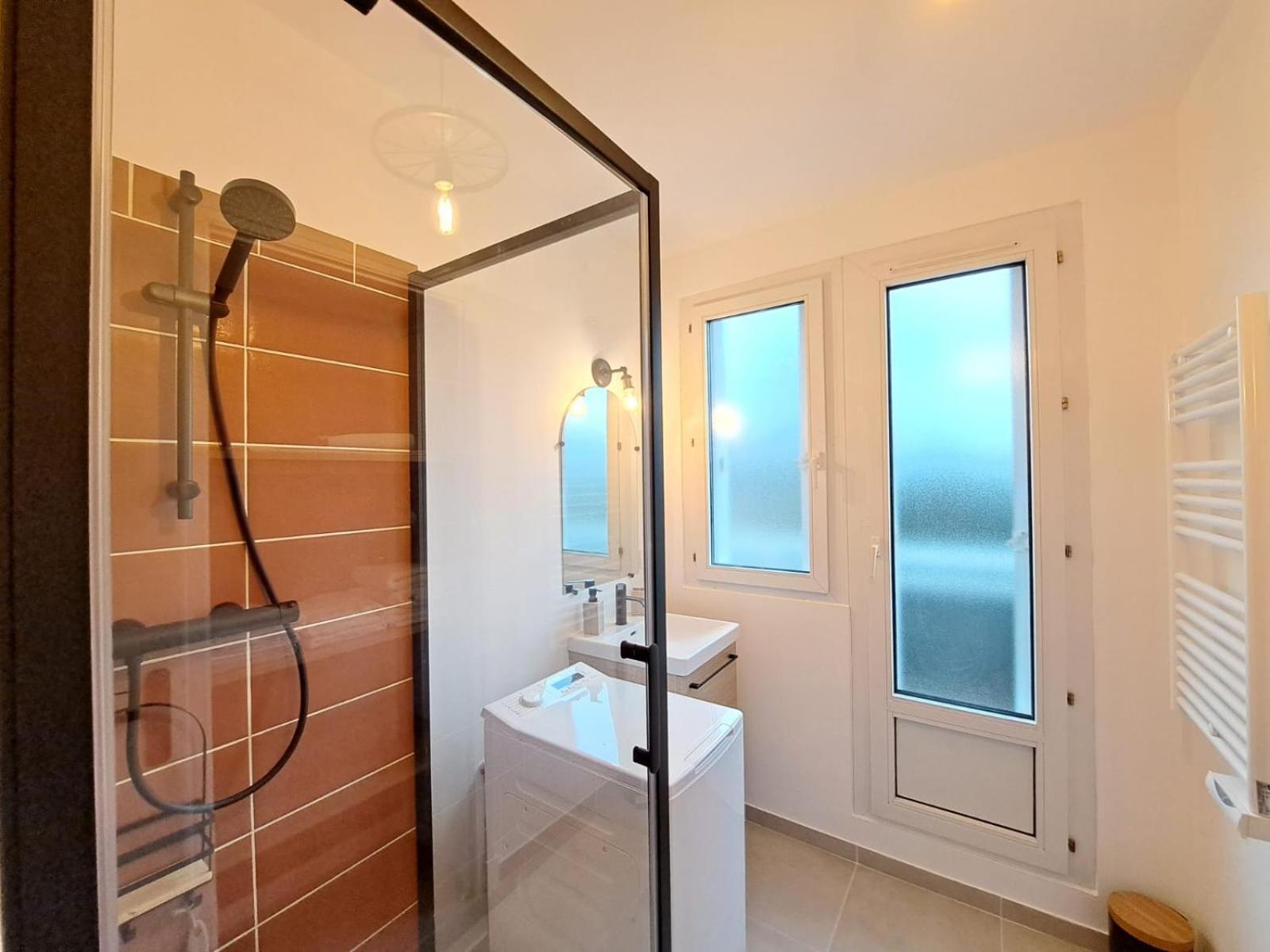 Appartement Cosy Au Coeur De Реймс Екстериор снимка